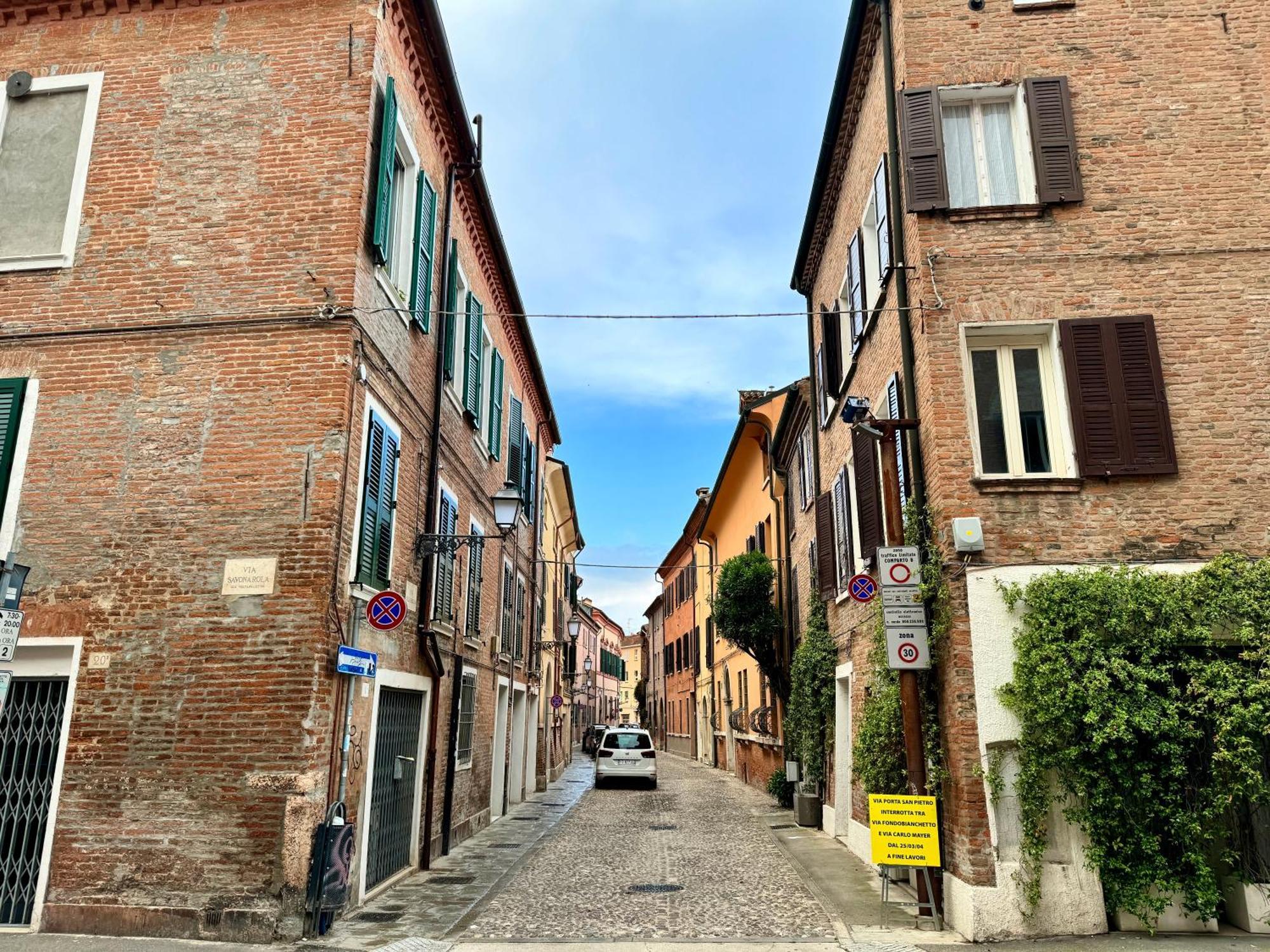 Oasi Rinascimentale Con Giardino In Centro Ferrara Apartment Exterior foto